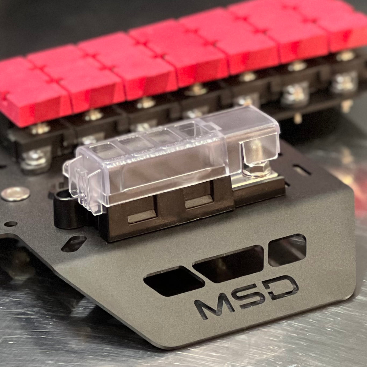N90 Toyota Hilux 2026-Current MIDI Plate Kit with Bussmann LMI MIDI fuse holder and MSD branding.
