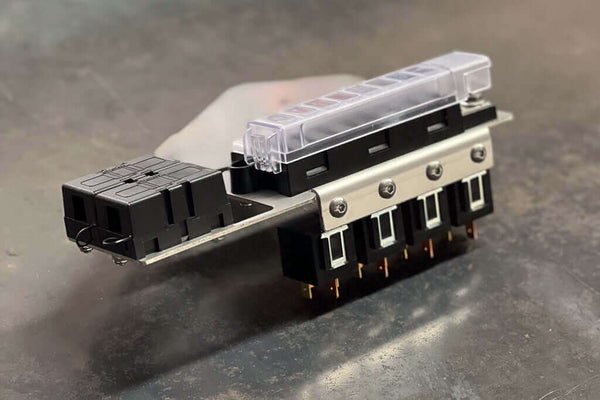 Ford Ranger BSK Kit – Fuse Block Accessory System