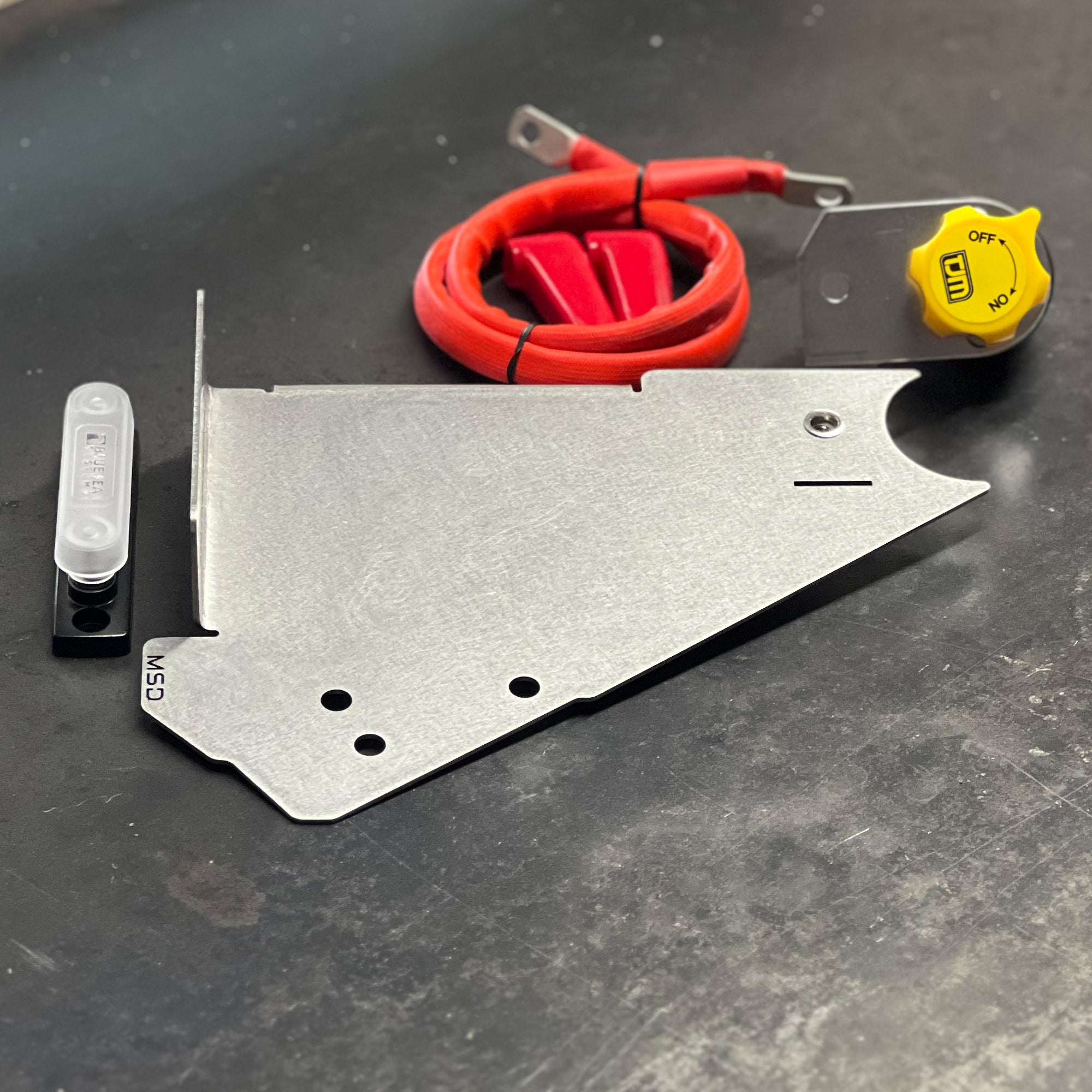 Ford Ranger PX2/PX3/Raptor/5th Gen Blank Plate V3 with fuse holder and isolator switch components