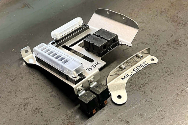 Dmax fuse block kit with relay mounts